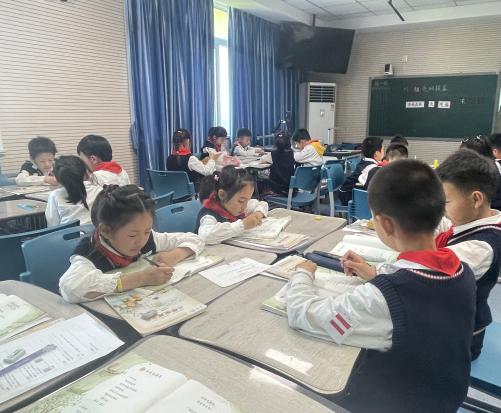 20240529童学课堂报道_html_2b818c79.jpg