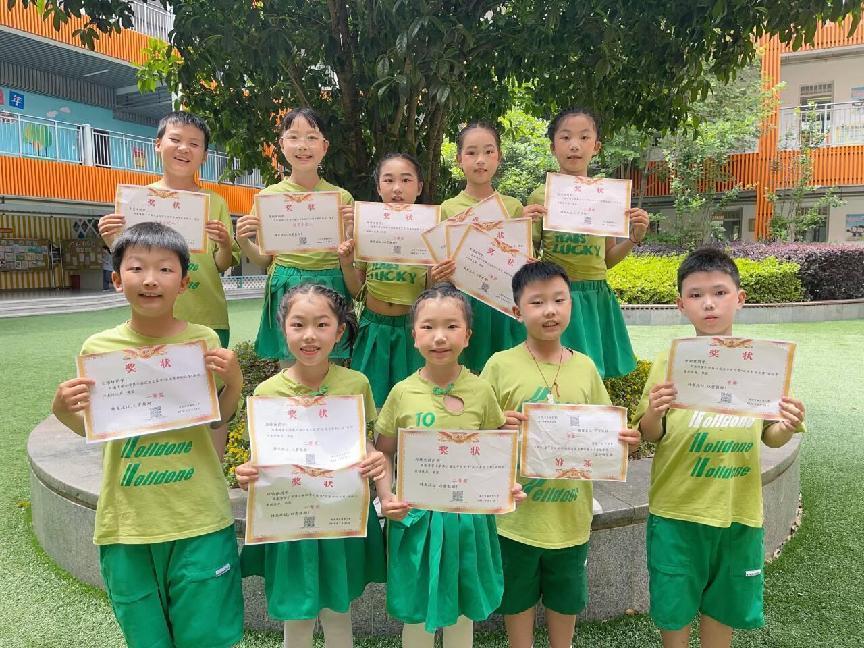 南湾营小学第六届汉字文化节报道_html_34147c77.jpg