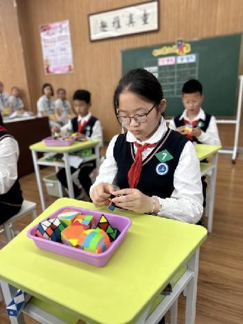 20230509数学组区级教研报道_html_51da5c44.jpg