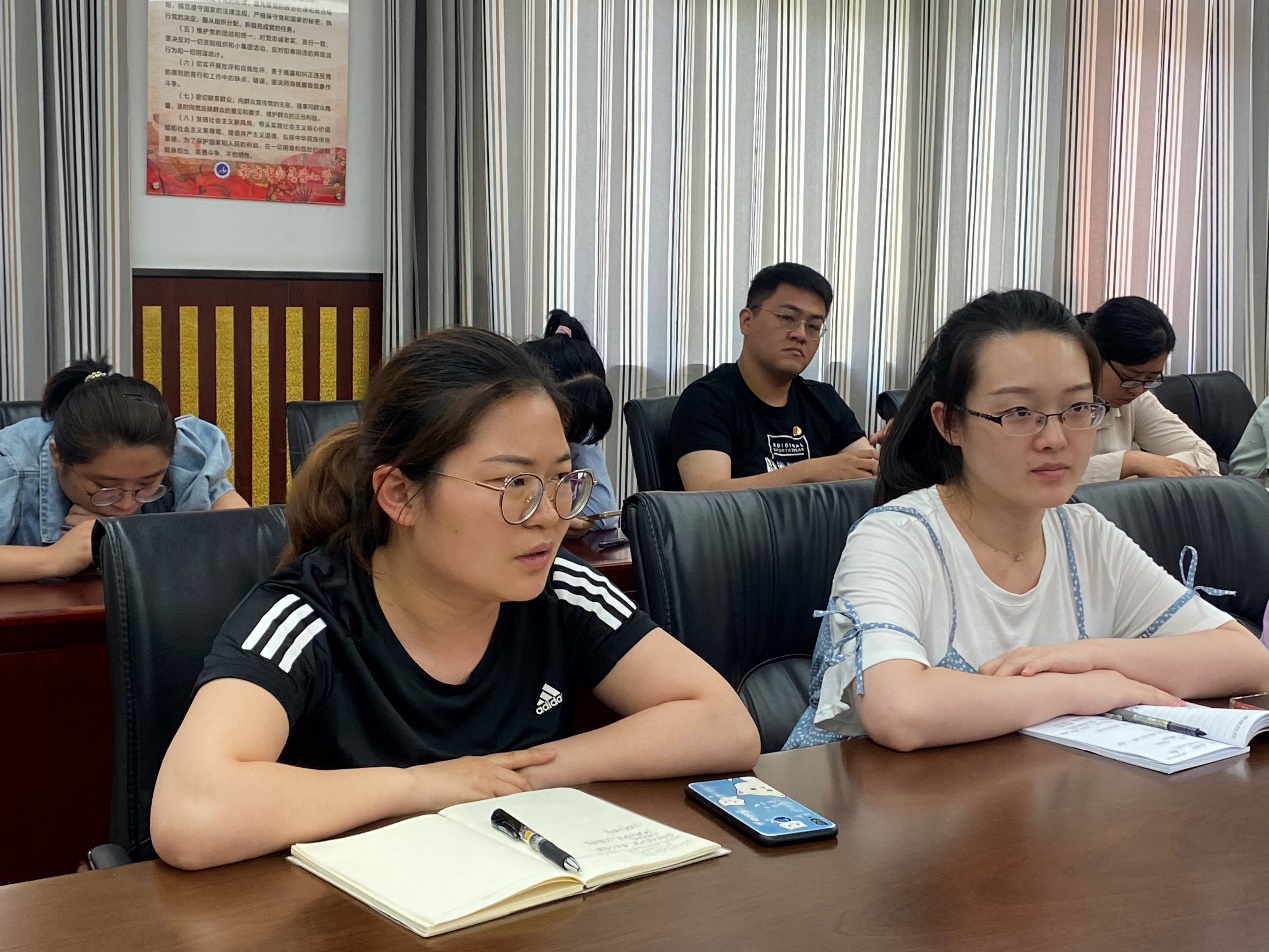2021.6.24班主任交流会报道_html_m13f9828f.jpg