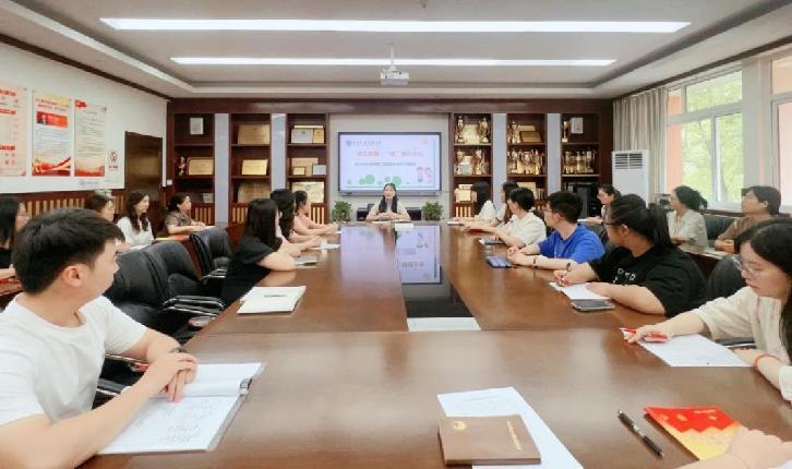 20250624班主任期末总结会报道_html_m761c231f.jpg