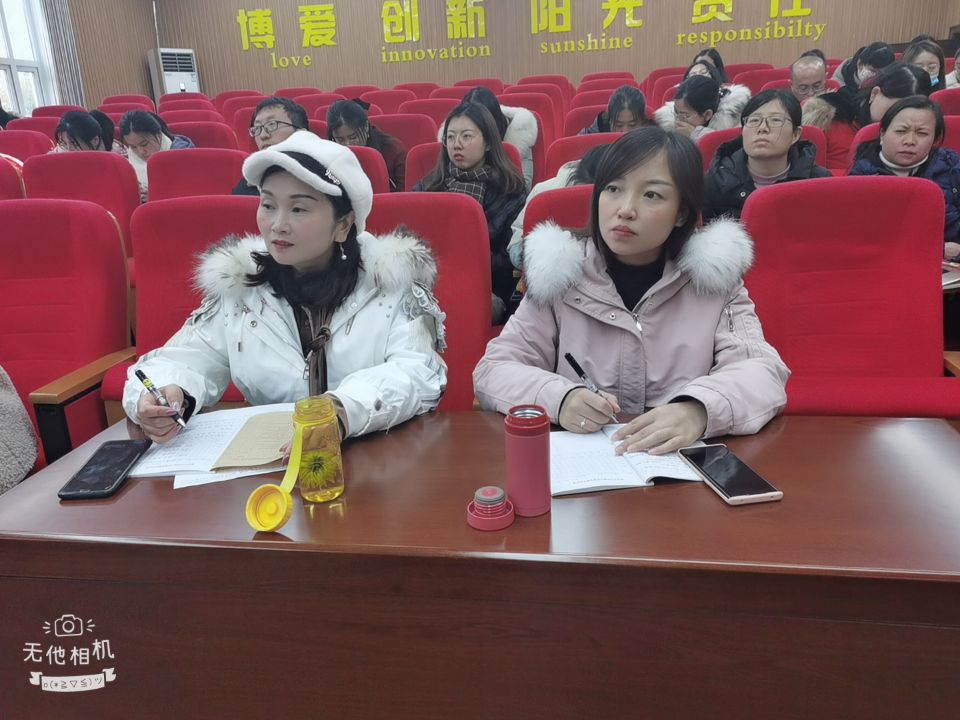弘扬爱国情 共效爱国志--新闻稿_html_m2f7b7aa0.jpg