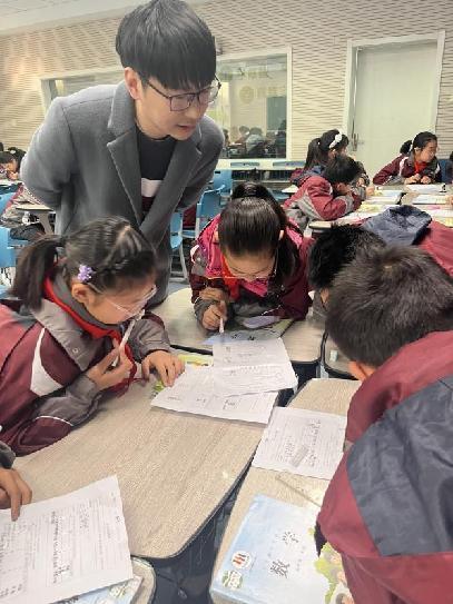 20230329张程童学课堂报道_html_m8406fcd.jpg