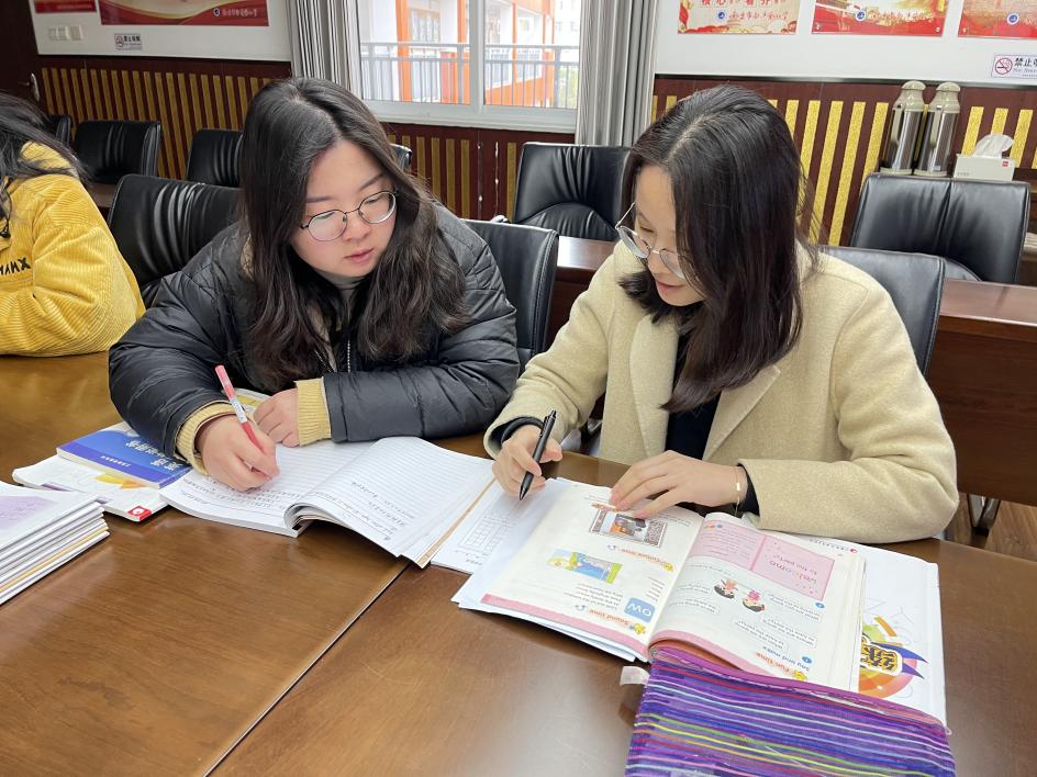 基于评价标准 聚焦课堂教学 英语集体备课（71）_html_m201d773.jpg