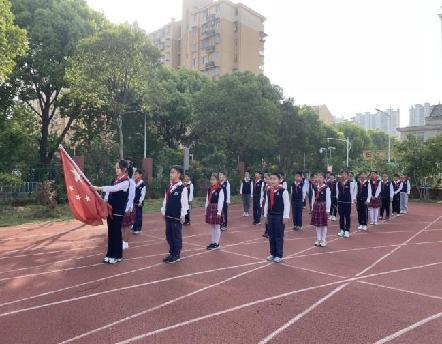 20230417四2中队升旗仪式报道_html_m61cd9b06.jpg