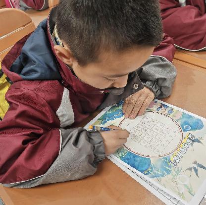 汉字书写我能行——南湾营小学一年级语文实践活动_html_m2484b39c.jpg