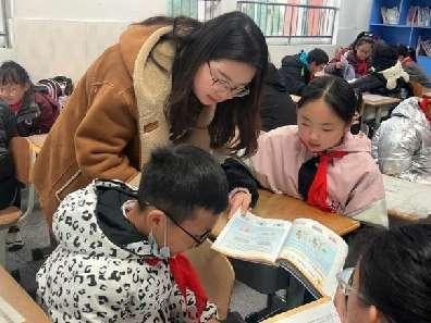 英语童学课堂_html_m5b054413.jpg