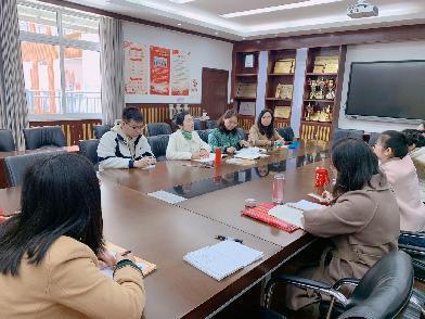 20230306区教研员听课指导通讯稿_html_22f959ca.jpg