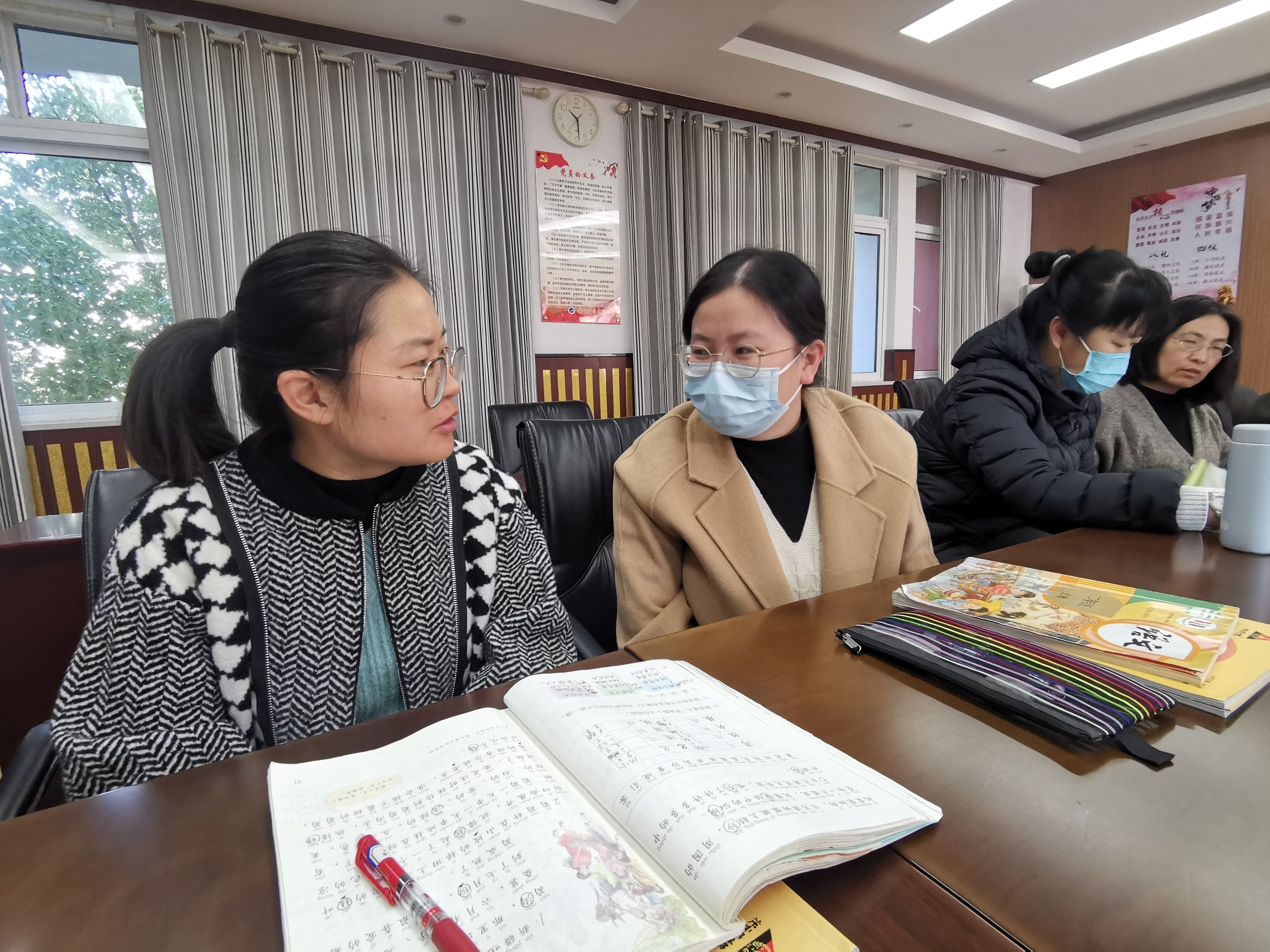 20231121语文组校本教研报道_html_49f3a820.jpg