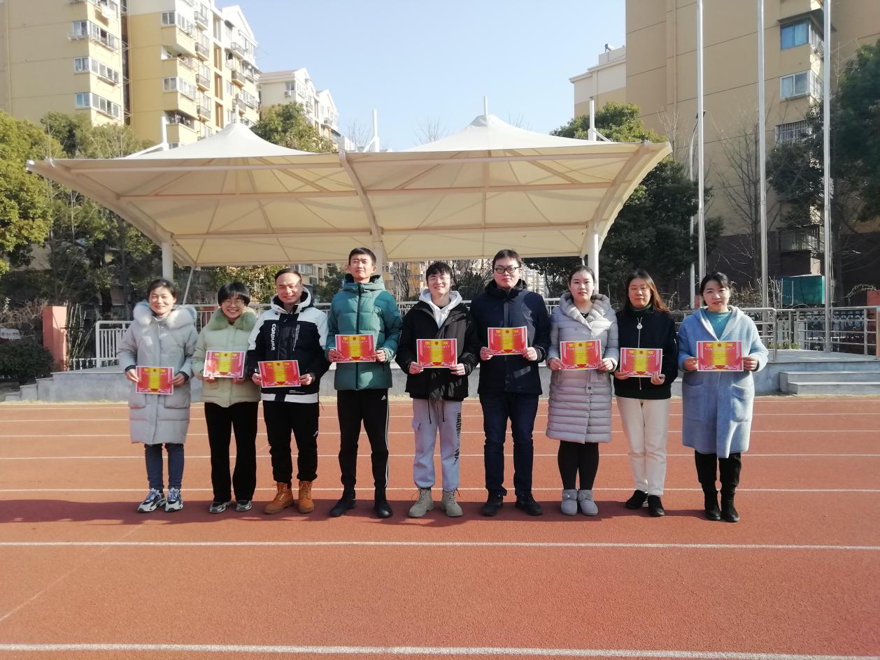 学期末社团颁奖新闻稿_html_m3f9b0044.jpg