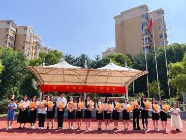 成长礼报道（金永芹写）_html_5e057a3.jpg