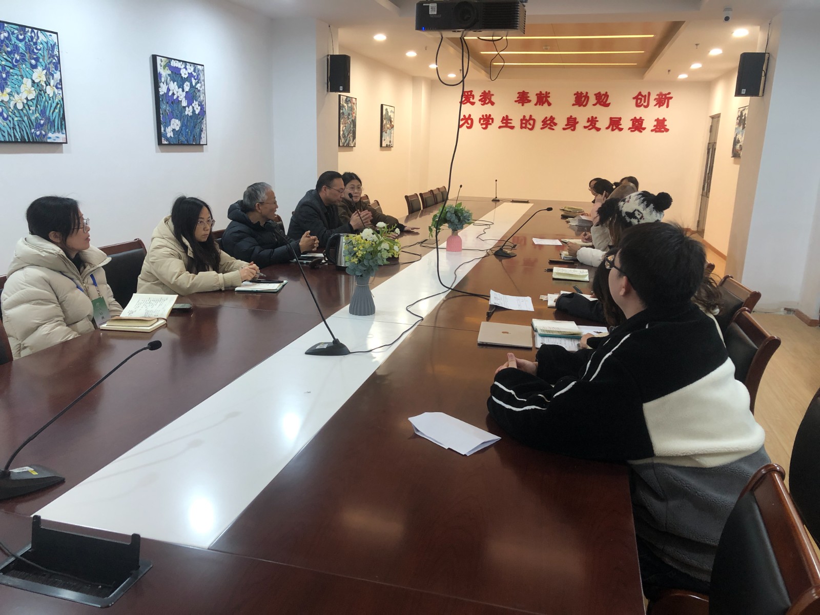 【仙外华中·安全演练】防震减灾，生命至上——南京仙林外国语学校华侨城中学校园地震逃生演练开展