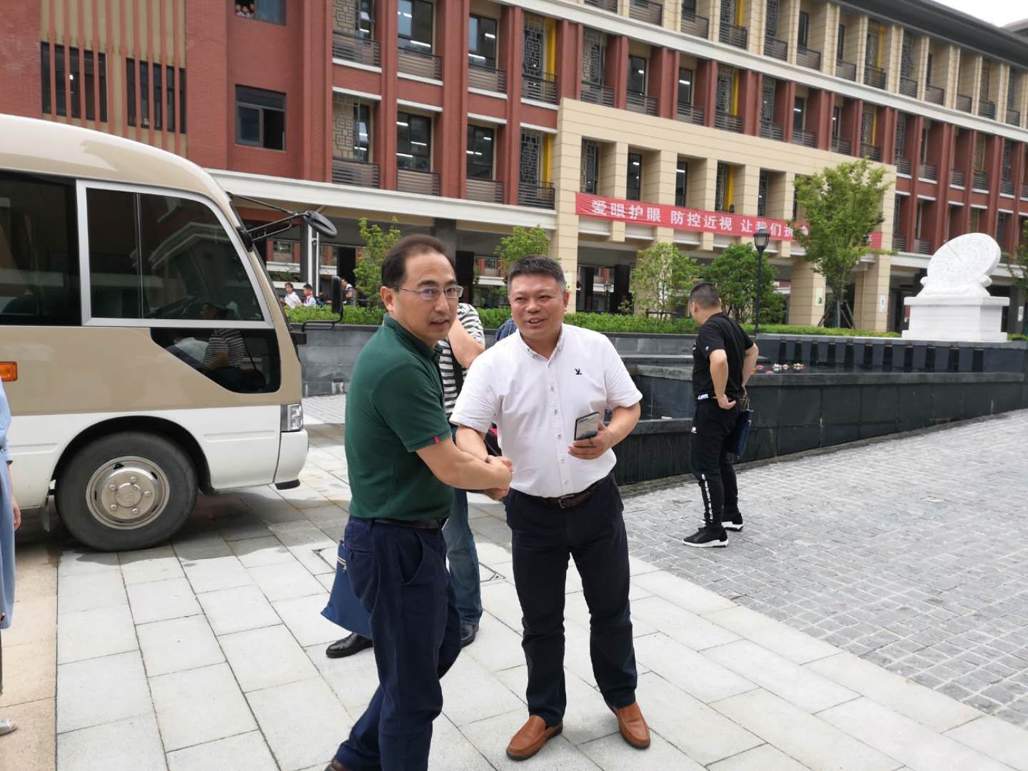 查漏补缺，全力以赴。_html_5236fee2.jpg