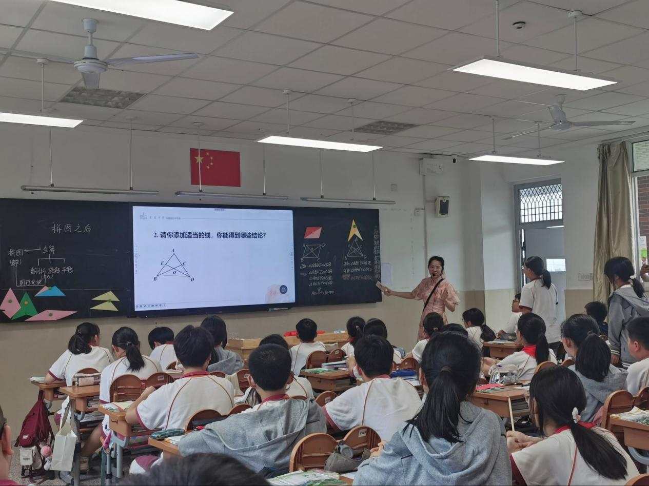 数学教研活动新闻稿_html_75f0d449.jpg