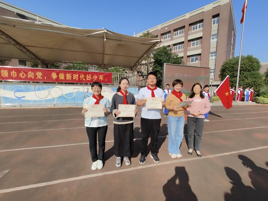 建队仪式新闻稿_html_71c6d138.jpg
