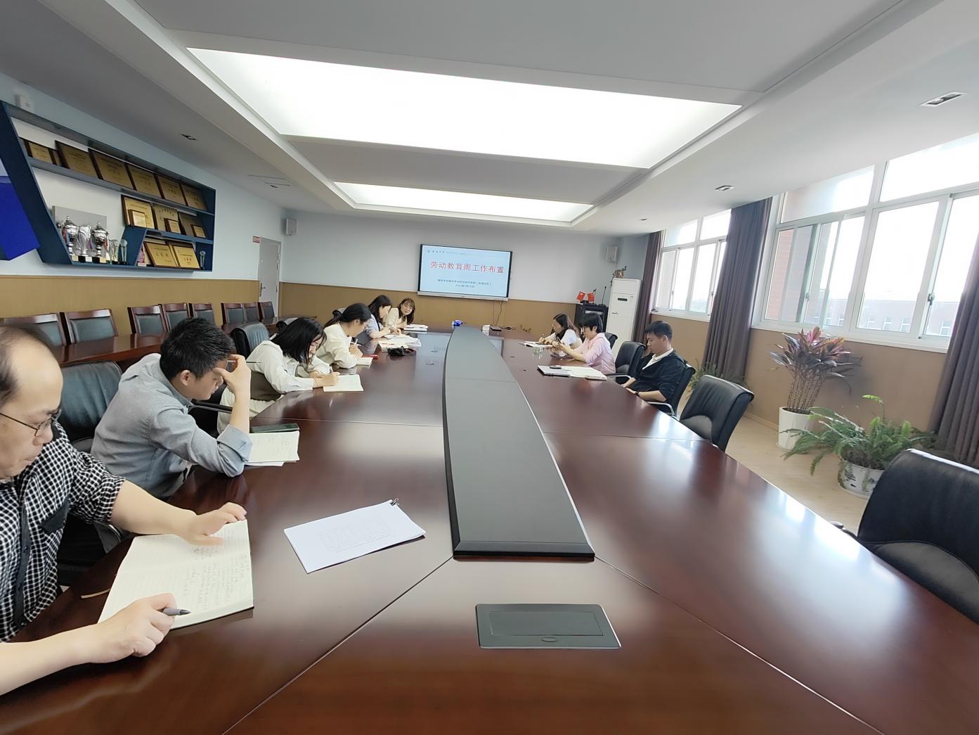 金中仙林龙潭校区2024年劳动教育活动周活动总结_html_4e125d29.jpg