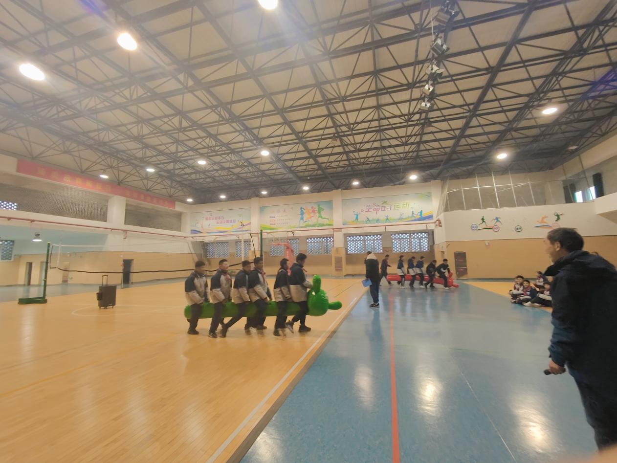 趣味运动会_html_6f900363.jpg