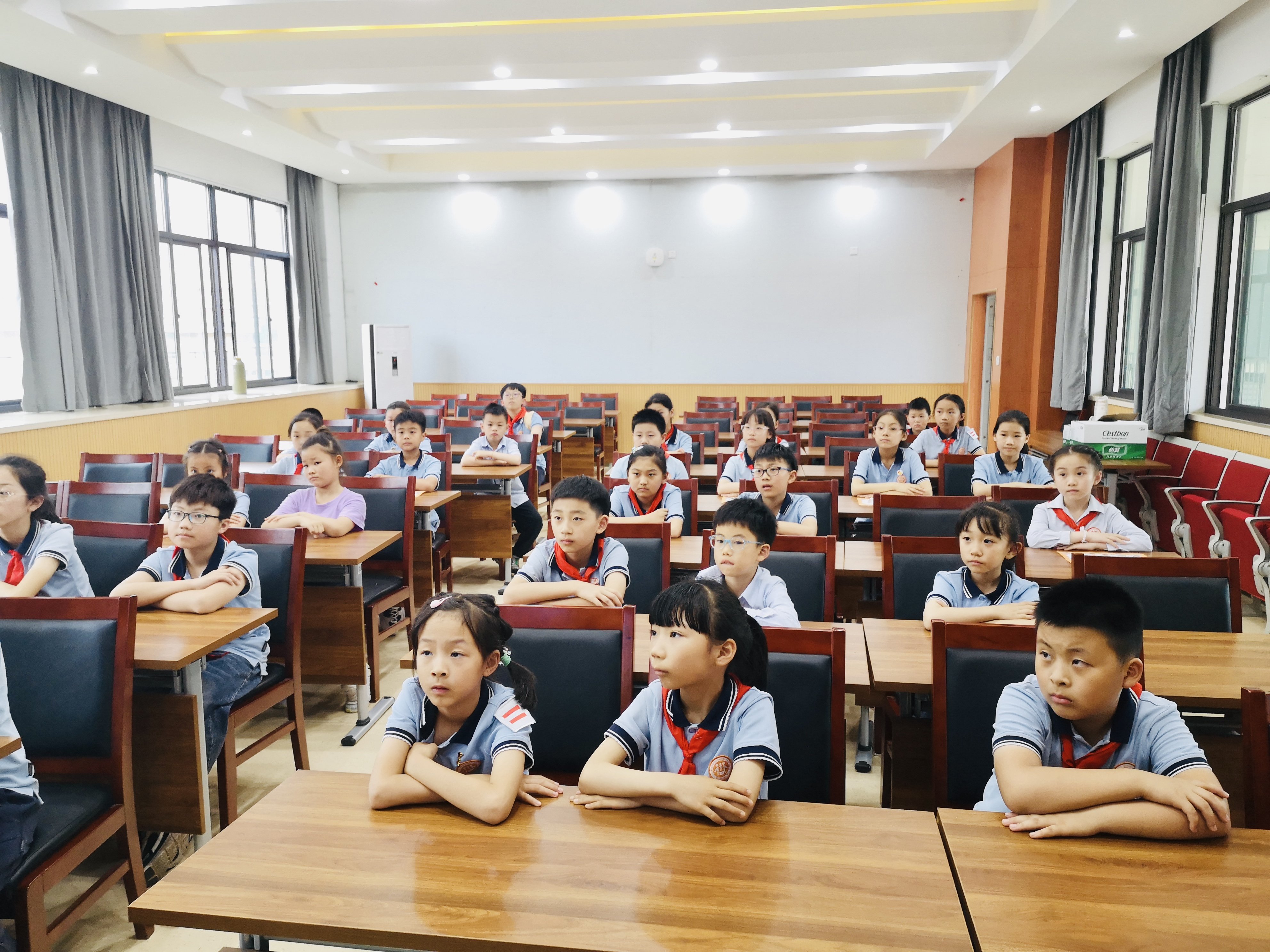 做情绪的主人——心理委员表彰与培训会_html_m7ab45012.jpg