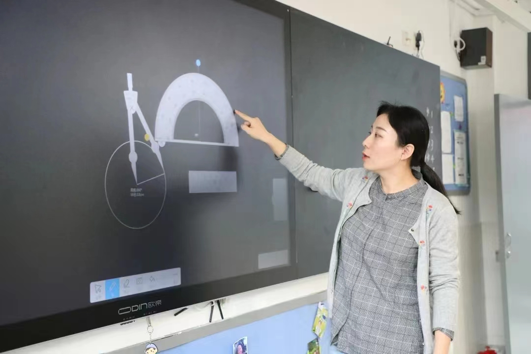 【晓庄先锋】深耕课堂  勇于担当——记晓庄小学优秀党员赵蕾