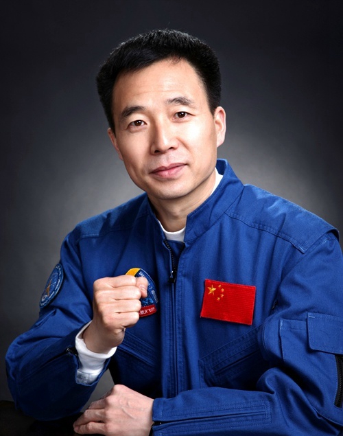 八一勋章 第四期_html_m1ffa6a50.jpg