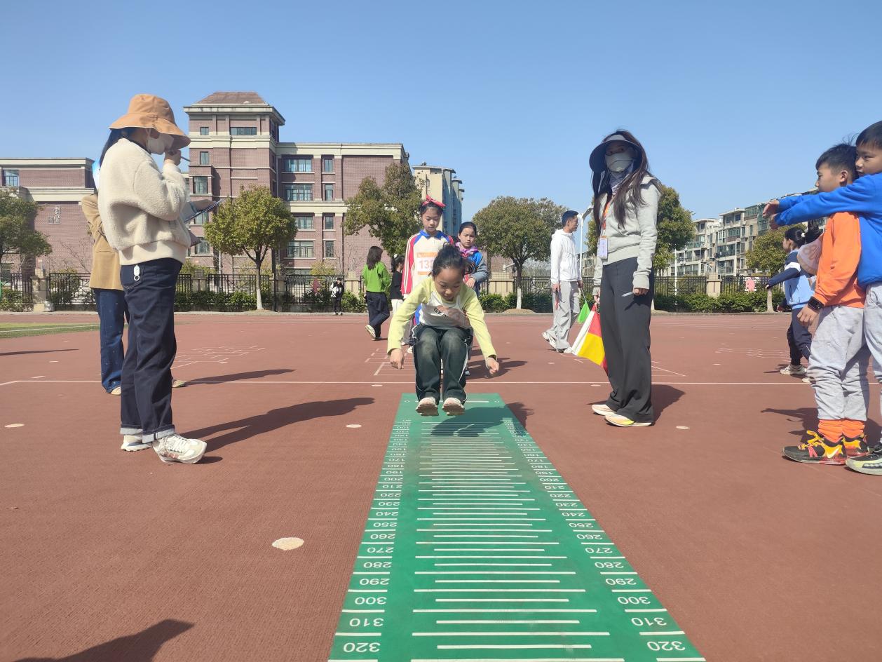集团运动会2025.4.3(1)_html_m514171a3.jpg