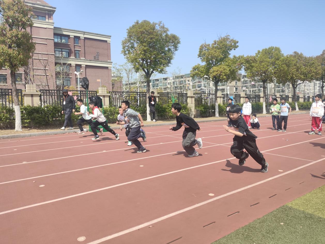 集团运动会2025.4.3(1)_html_379a3042.jpg