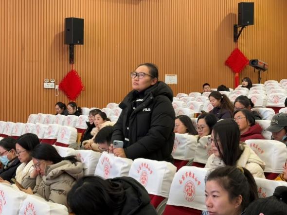 20250309人工智能讲座新闻稿_html_m4e79cbb7.jpg
