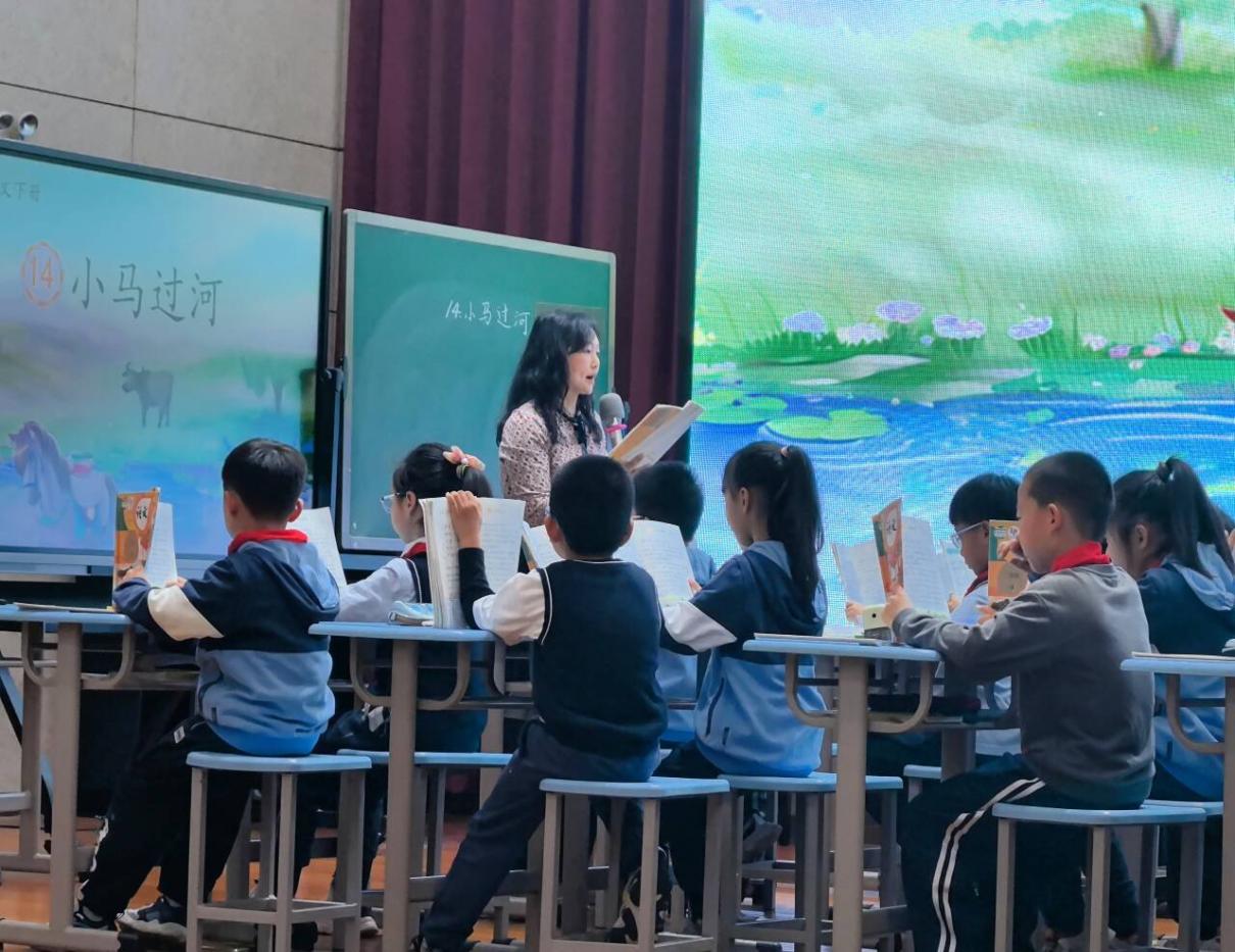 【知行晓庄】 家校携手 共话成长——记南京市晓庄小学（行知校区）二年级家长开放日活动