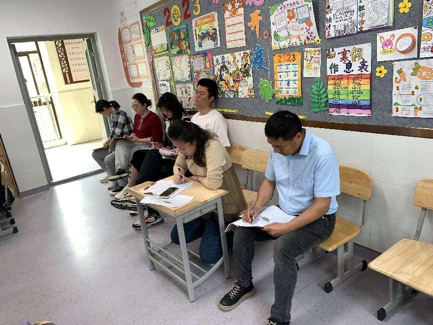 关注整体教学，精研课堂“学做单”(11)_html_1fa9b711.jpg