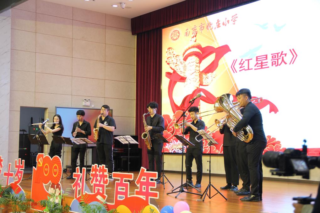 飘扬吧，红领巾】筑梦十岁 礼赞_html_m77a80269.jpg