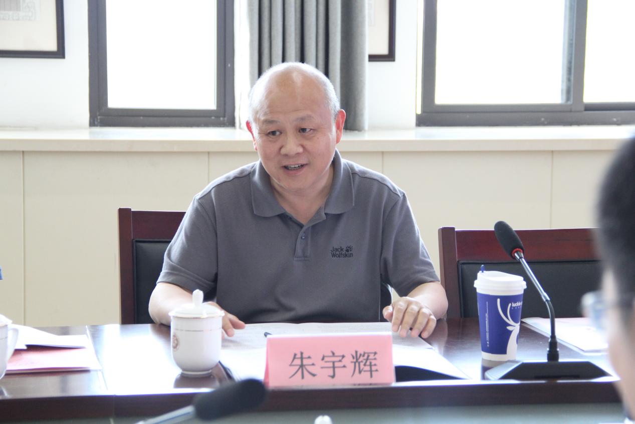 记南京市晓庄小学数学组课题开题论证会_html_595103ab.jpg