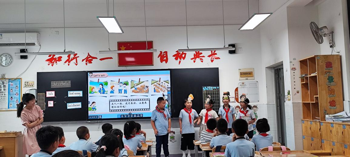 南京市晓庄小学9月教学与科研快讯_html_3f5237a1.jpg