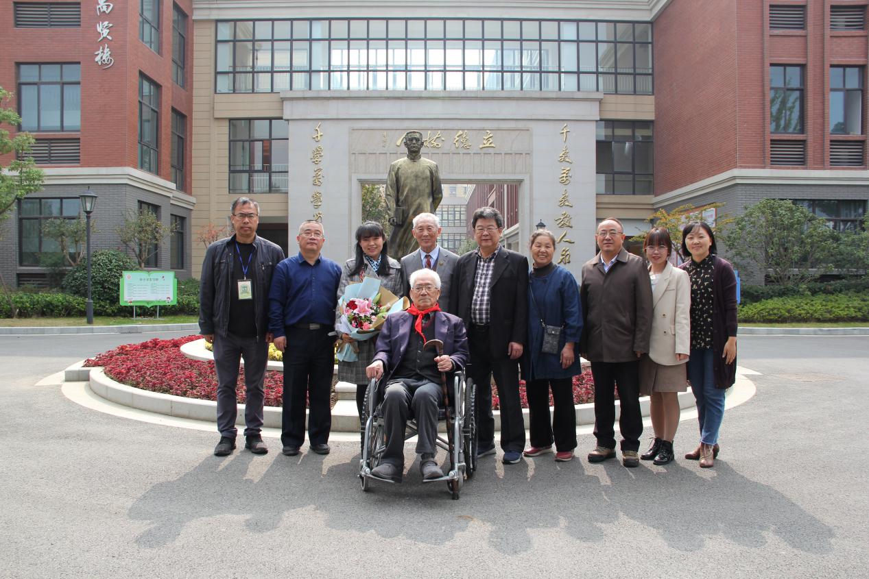 新闻稿10.27_html_7e7d0d35.jpg