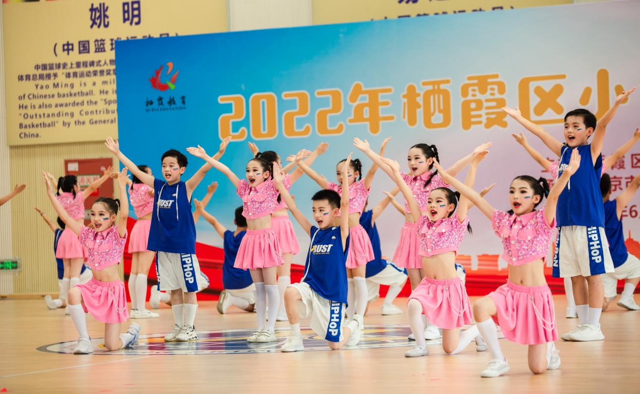 集体舞比赛_html_171ddcf.jpg