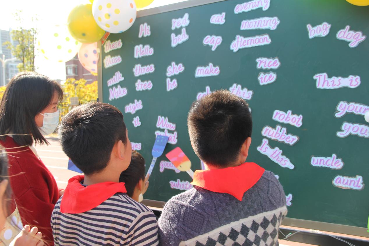 20231127活动报道：Wonderful Europe, Colorful English (1)_html_5f5ce57.jpg