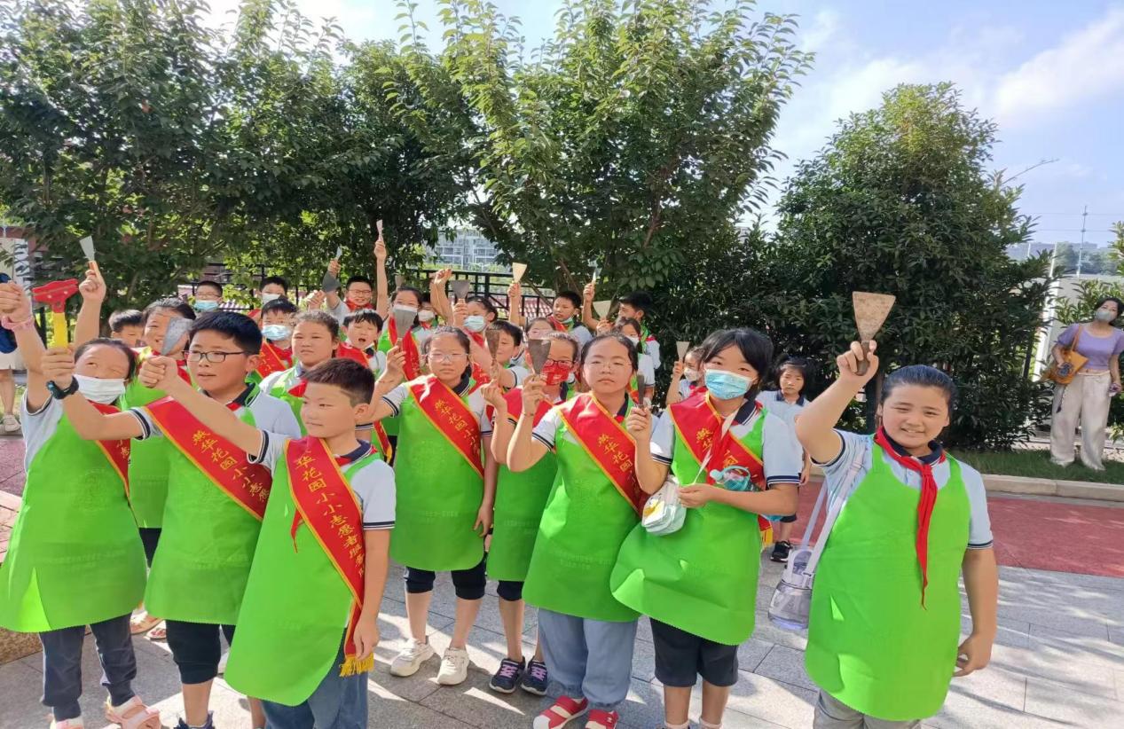 我是志愿小先锋_html_m51e4625e.jpg