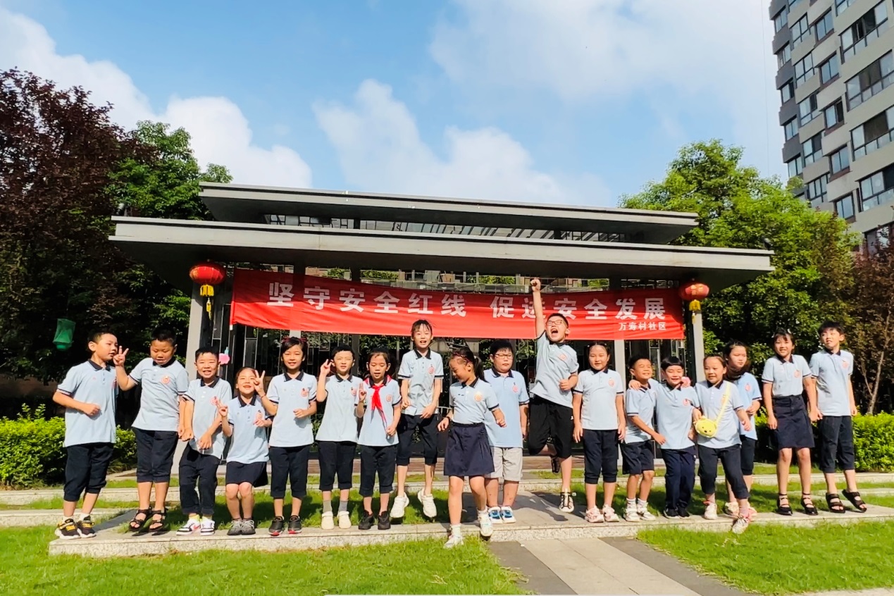【知行晓庄】我是小小文明交通宣传员——记南京市晓庄小学暑假长程作业
