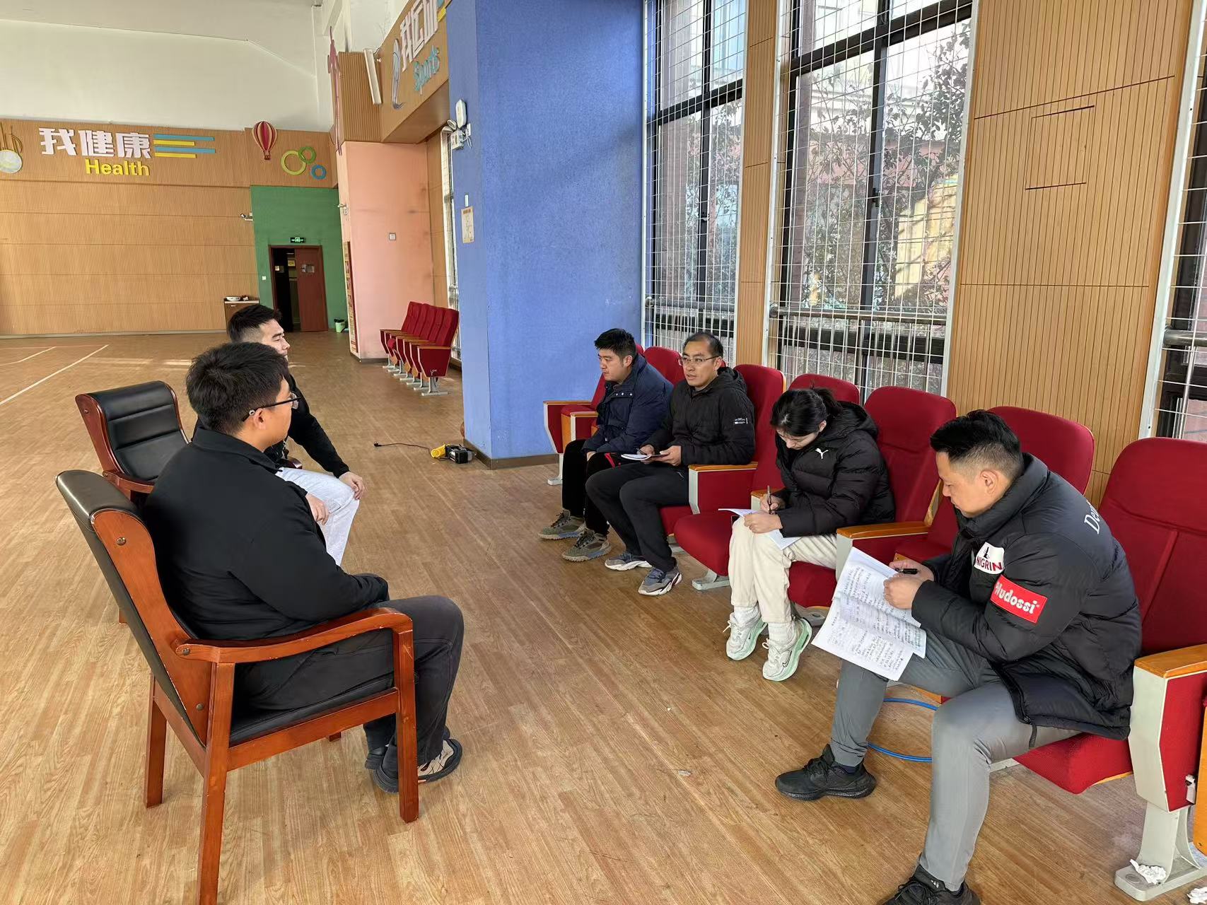 20241129王康体育课堂展风采新闻稿_html_m245044ad.jpg