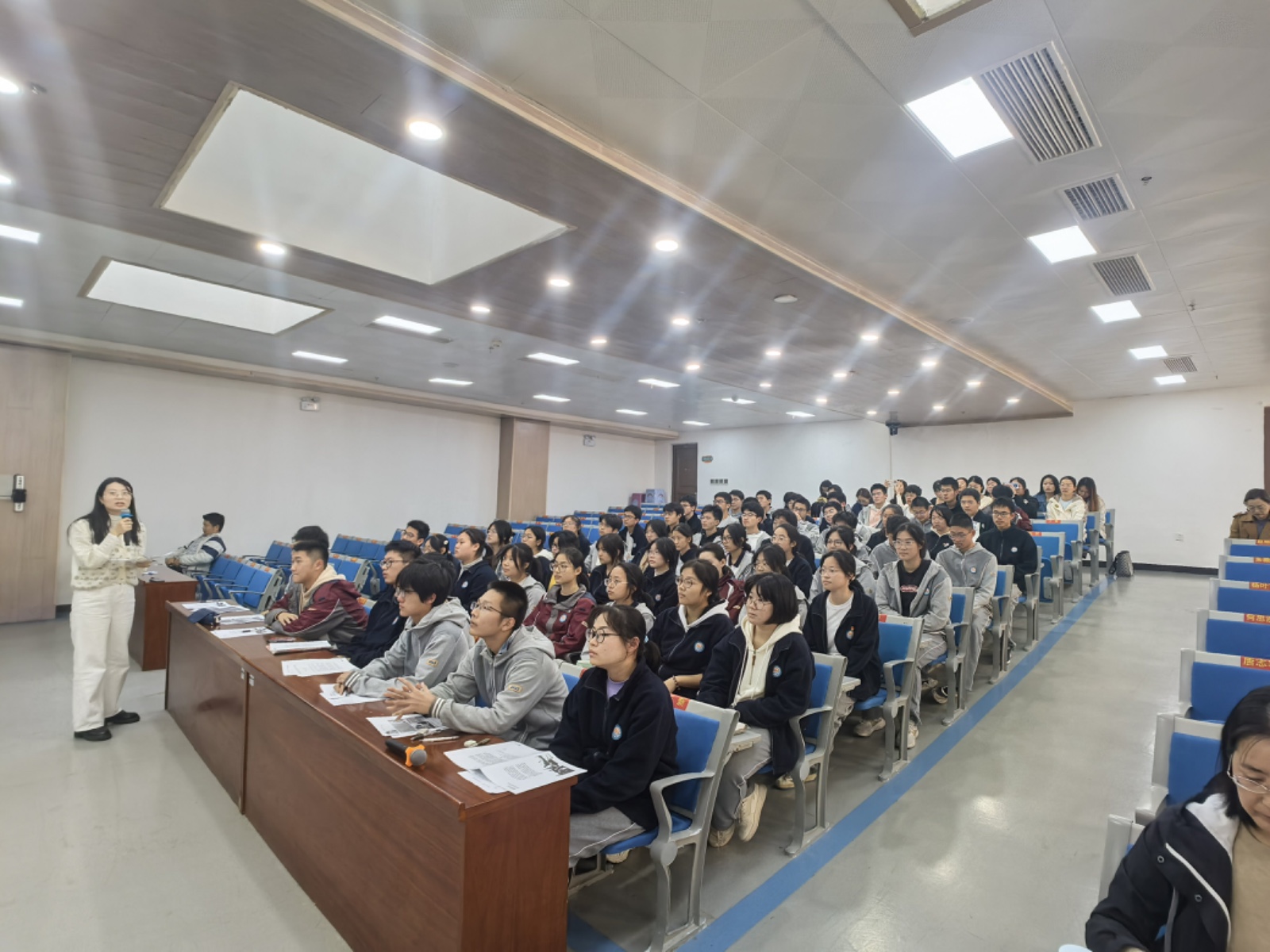 图一.jpg 图一.jpg