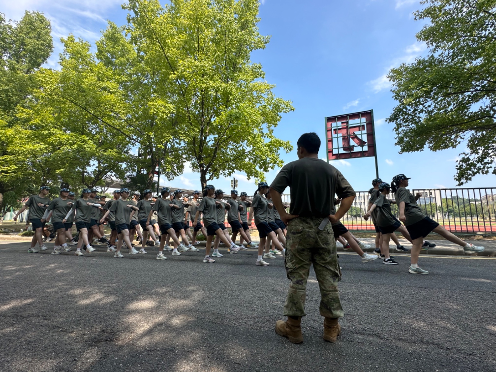 图30.jpeg 图30.jpeg