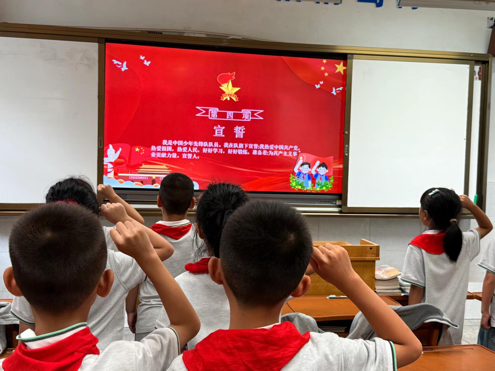 71209ff8b86f46ecba7609e5dff152e6.jpg 71209ff8b86f46ecba7609e5dff152e6.jpg