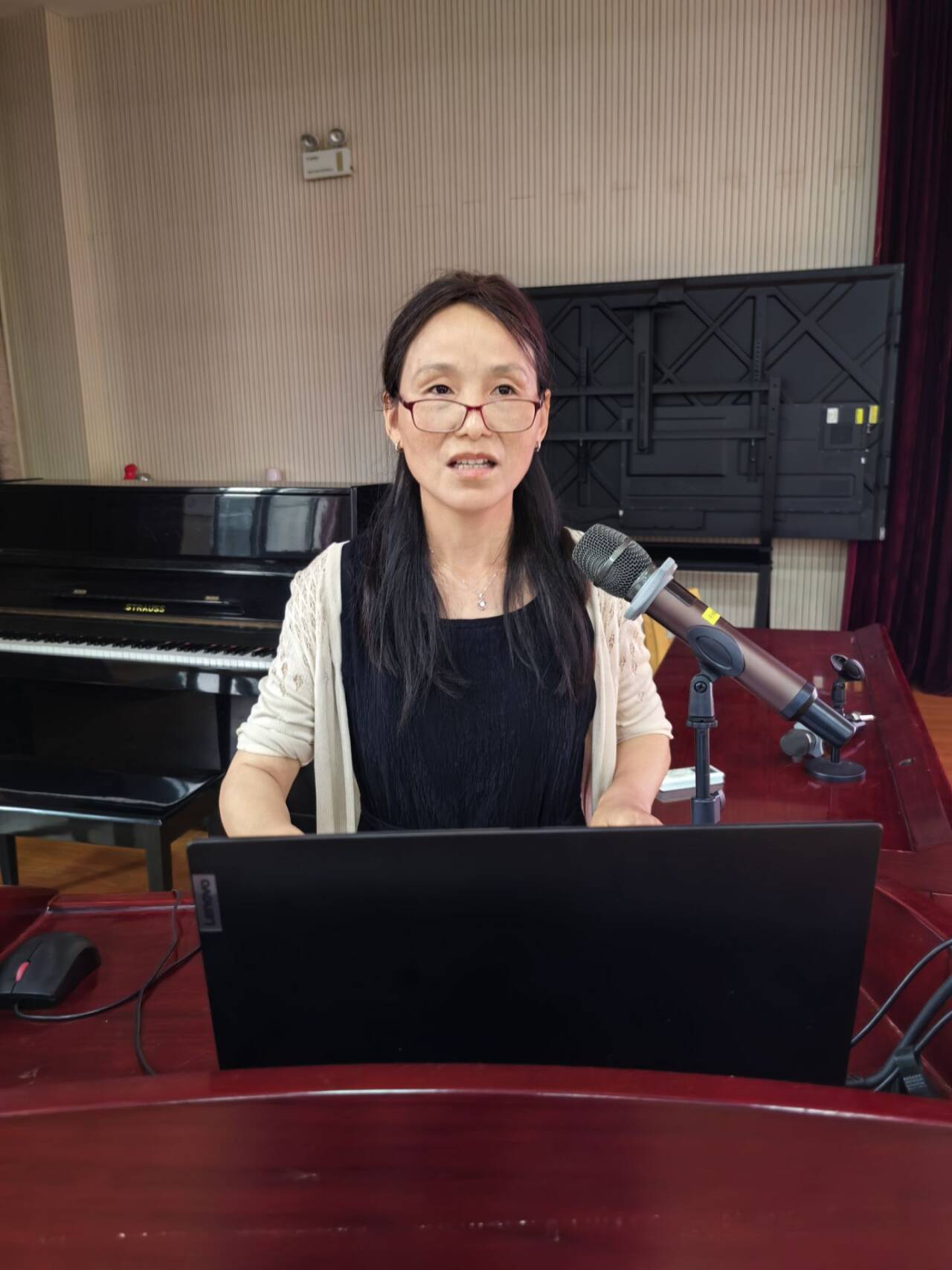 6.25 融进德育-南京文化讲座_html_76376ae7.jpg