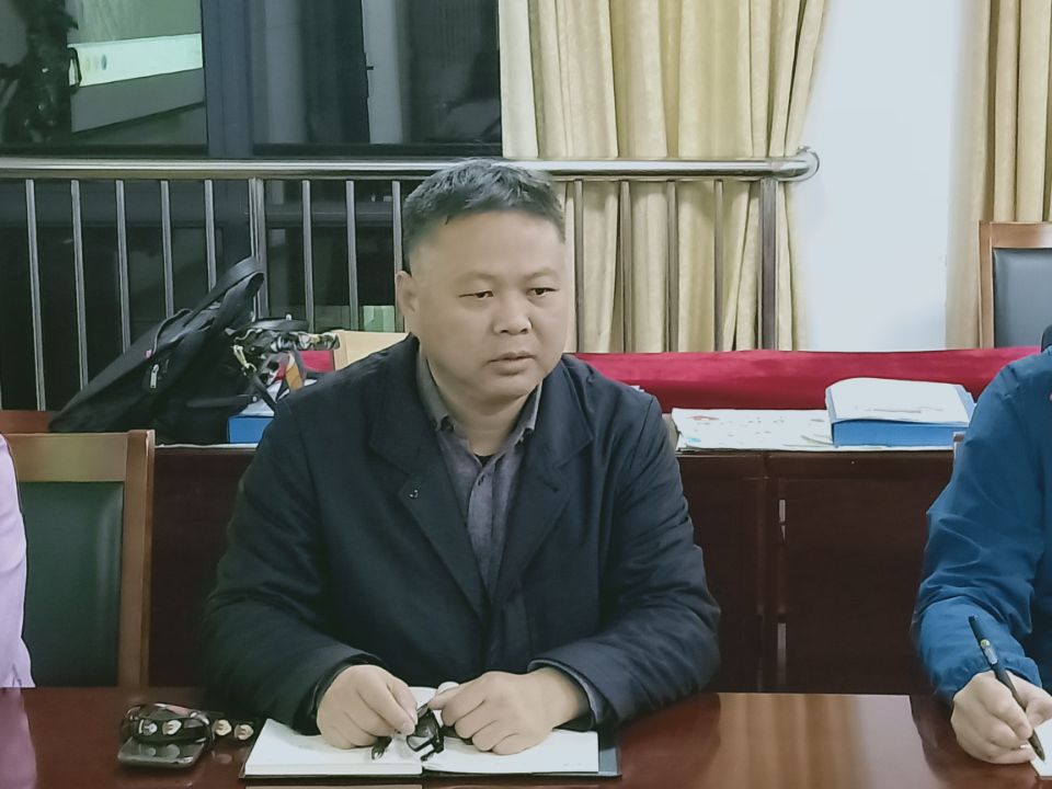 10.27 第三次融进学习会稿_html_54ae1fe.jpg