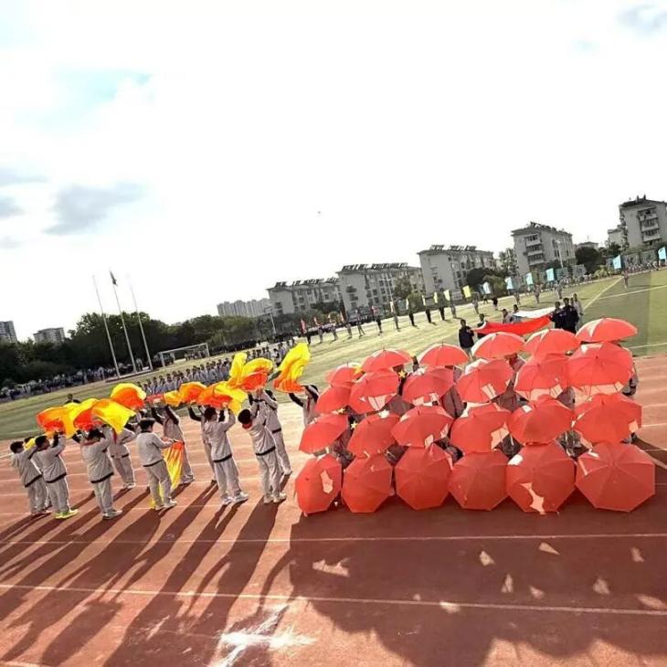 10.23【融创德育】金秋赛场展风采 青春逐梦正当时——南京市栖霞区实验初级..._html_m405f8264.jpg