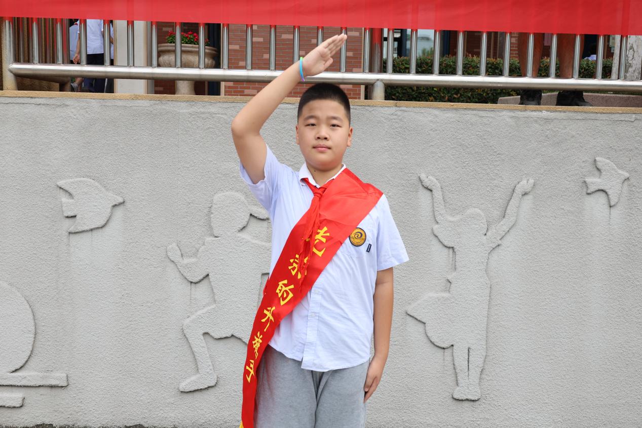 开学典礼_html_23f72c2.jpg