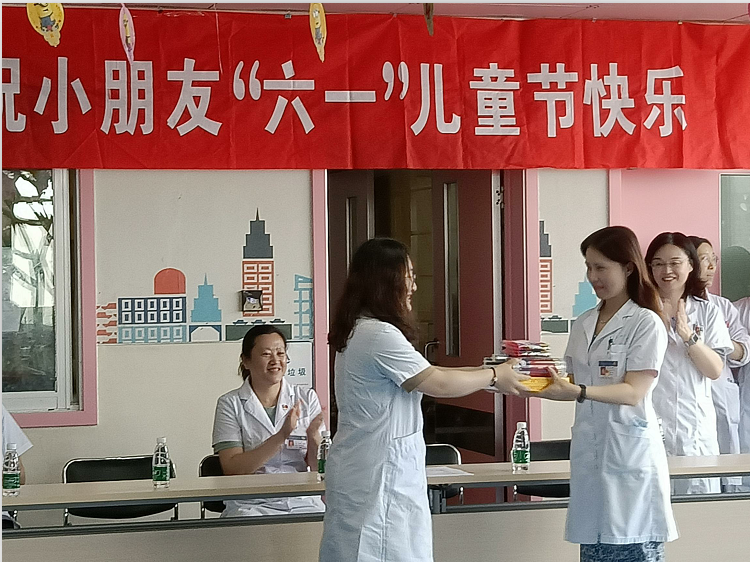 爱在六一_html_2ceaf9df.png
