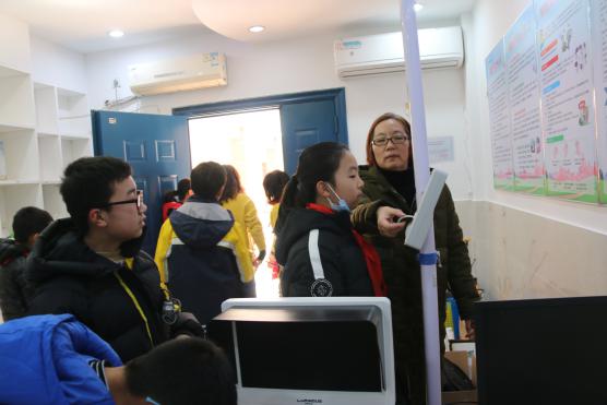 健康促进学校——房校改_html_m14bb5601.jpg