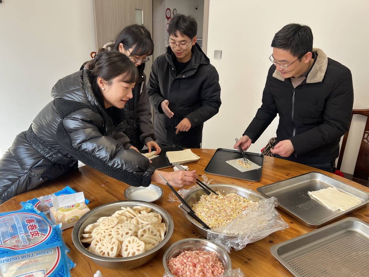 【家校社协同育人】 品民俗迎新春 忆传统寻年味儿_html_41fa3e6d.jpg