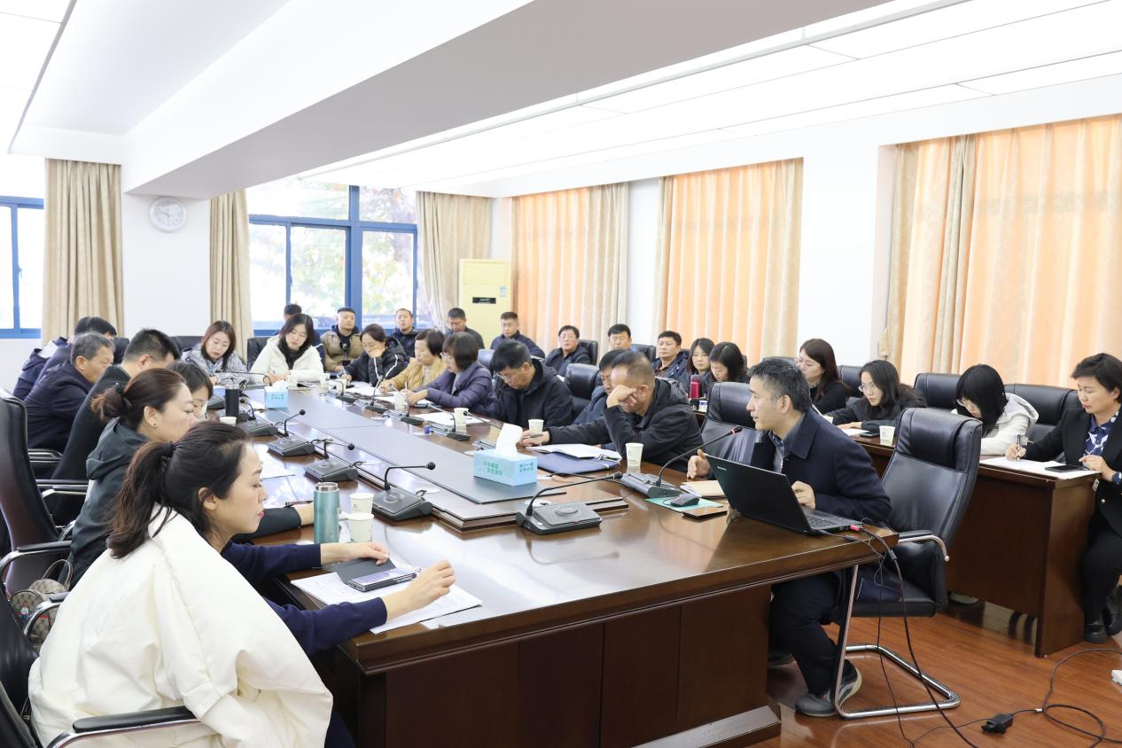 2025.11.27两地教育同仁来访 共话育人初心_html_23e4d2a7.jpg