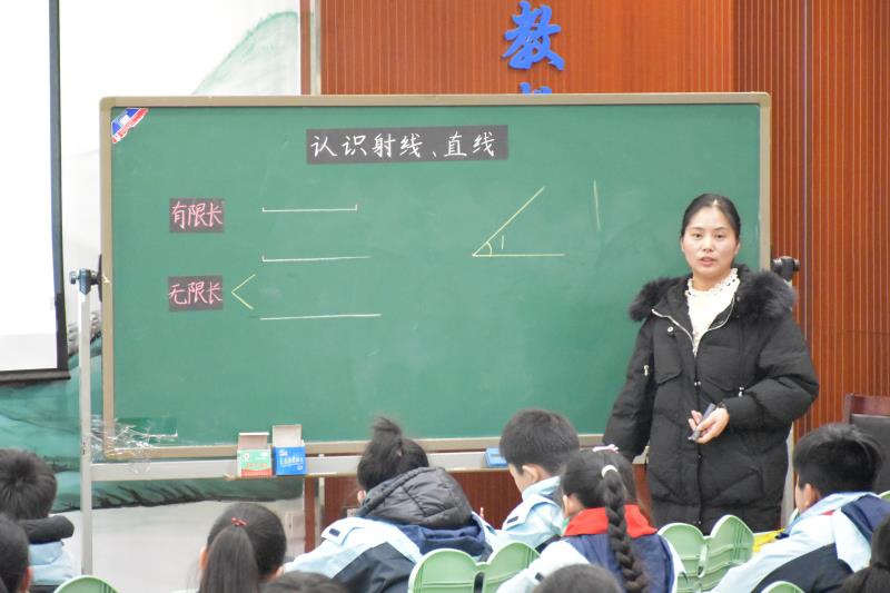 数学第二学段联合教研活动报告_html_m34e1c882.jpg